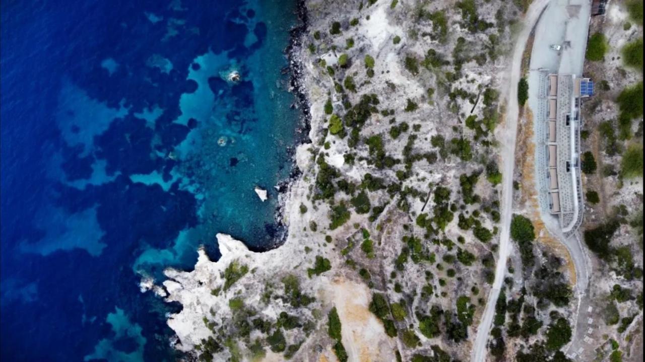 Echoes Milos Plaka  エクステリア 写真